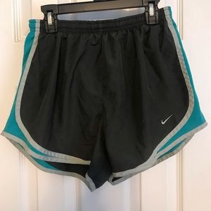 Women’s Dri Fit Nike Shorts Medium